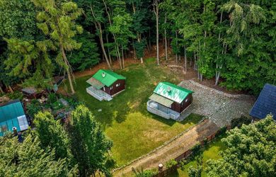Dve celoročné chaty pri Zochovej chate | Infrasauna | Modra – Piesok